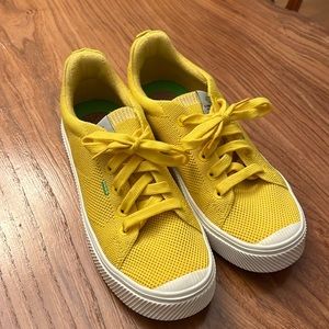 Cariuma Ibi Yellow Sneakers women’s  sz 7.5